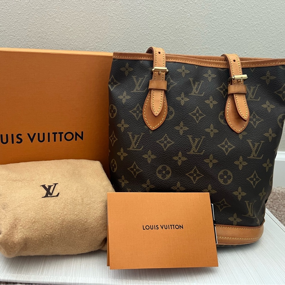 Louis Vuitton Bucket Bag